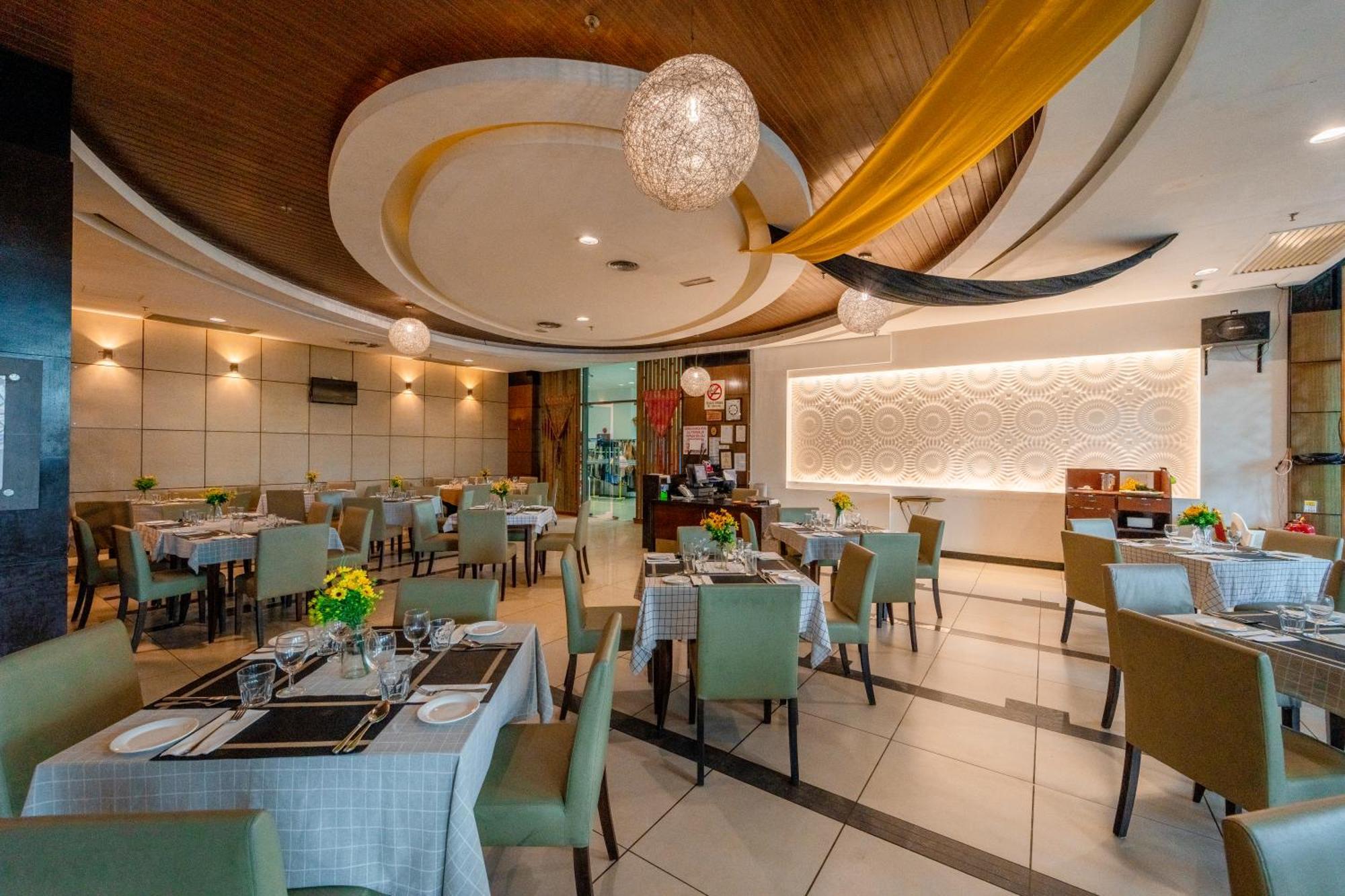 Adya Hotel Langkawi Kuah Kültér fotó