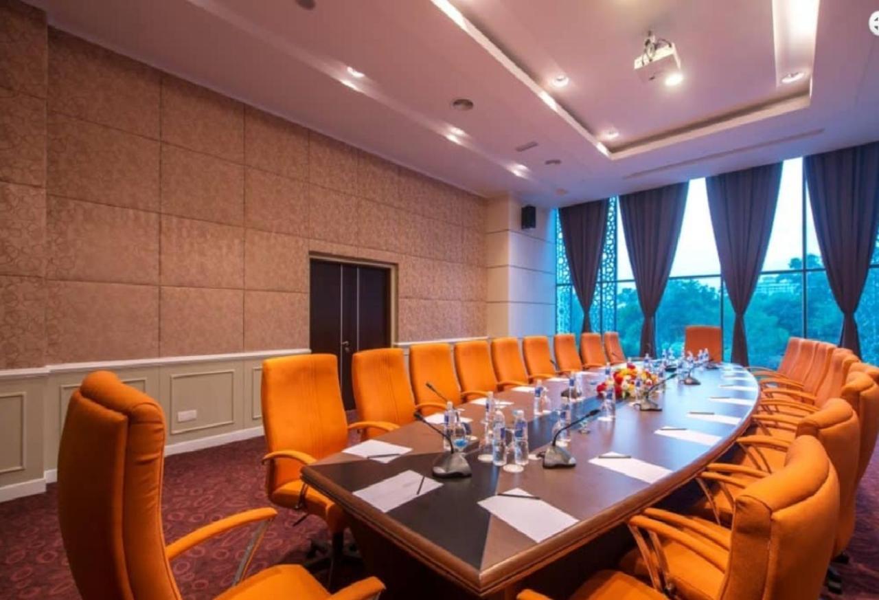 Adya Hotel Langkawi Kuah Kültér fotó